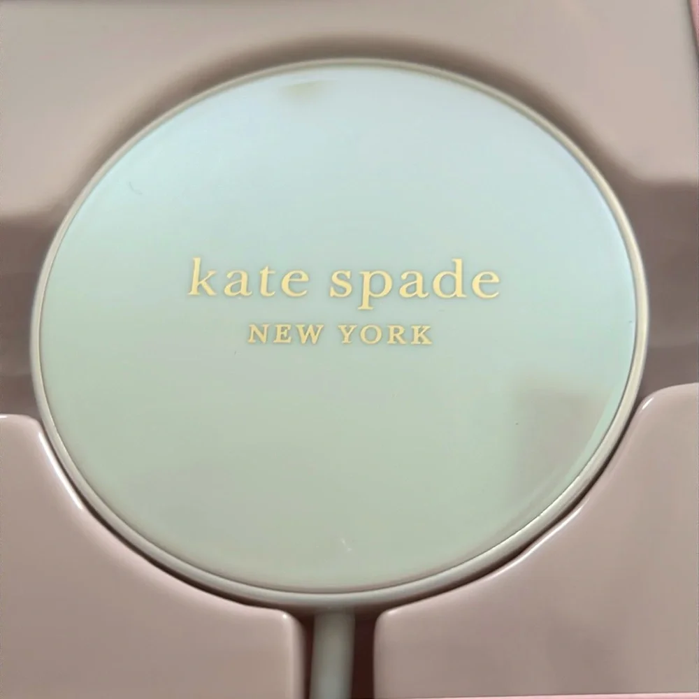 Kate Spade Wireless Magnetic Phone Charging Pad NEW Iridescent Pearl Gift Glam
